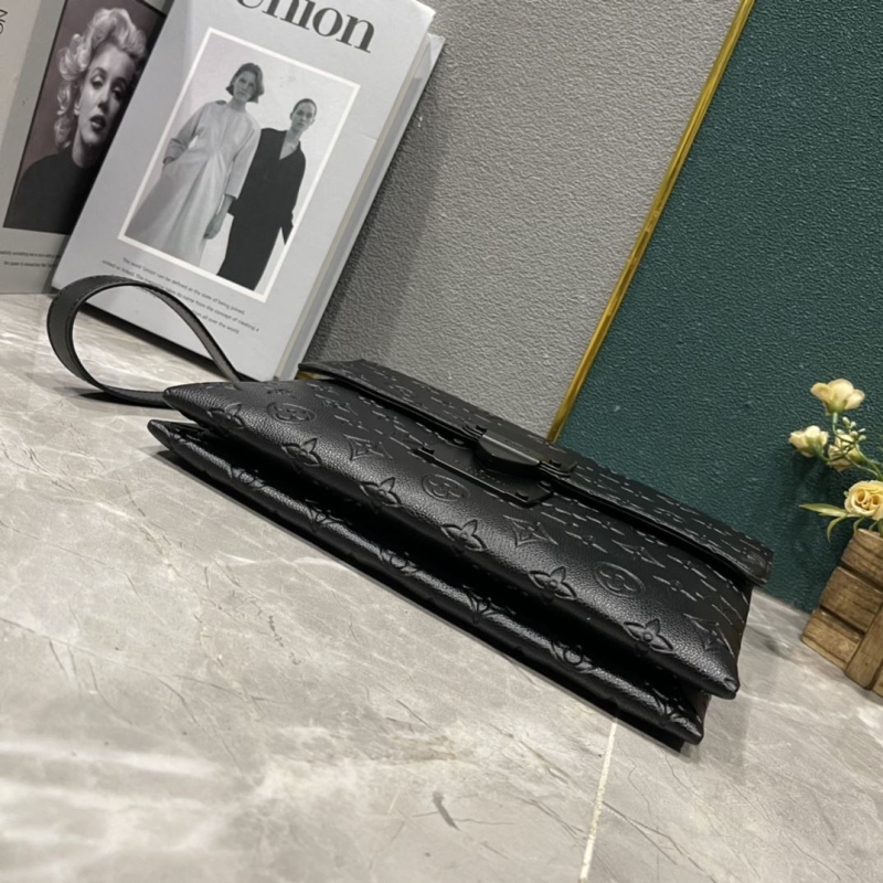 LV Clutch Bags